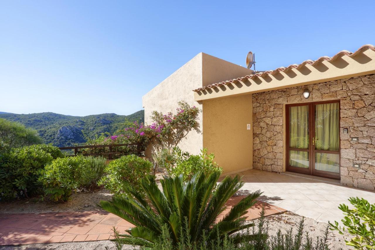 Guinness Paradise Villas By Domusaway Costa Paradiso Exterior photo
