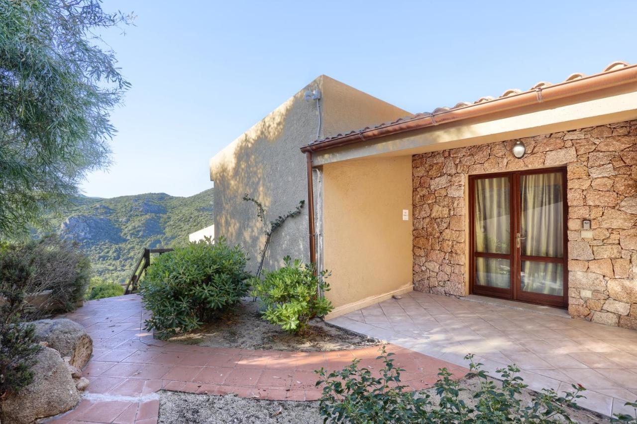 Guinness Paradise Villas By Domusaway Costa Paradiso Exterior photo